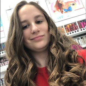 Meet your Posher, Megan